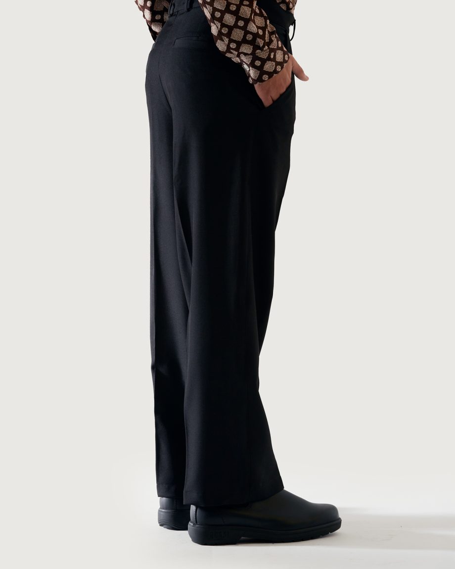 Pantalón Pinzado Frank negro