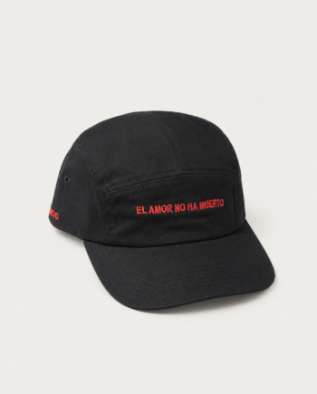 Cap El amor no ha muerto negro
